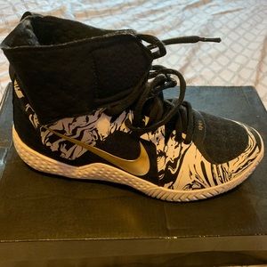 Nike Flare BHM QS
